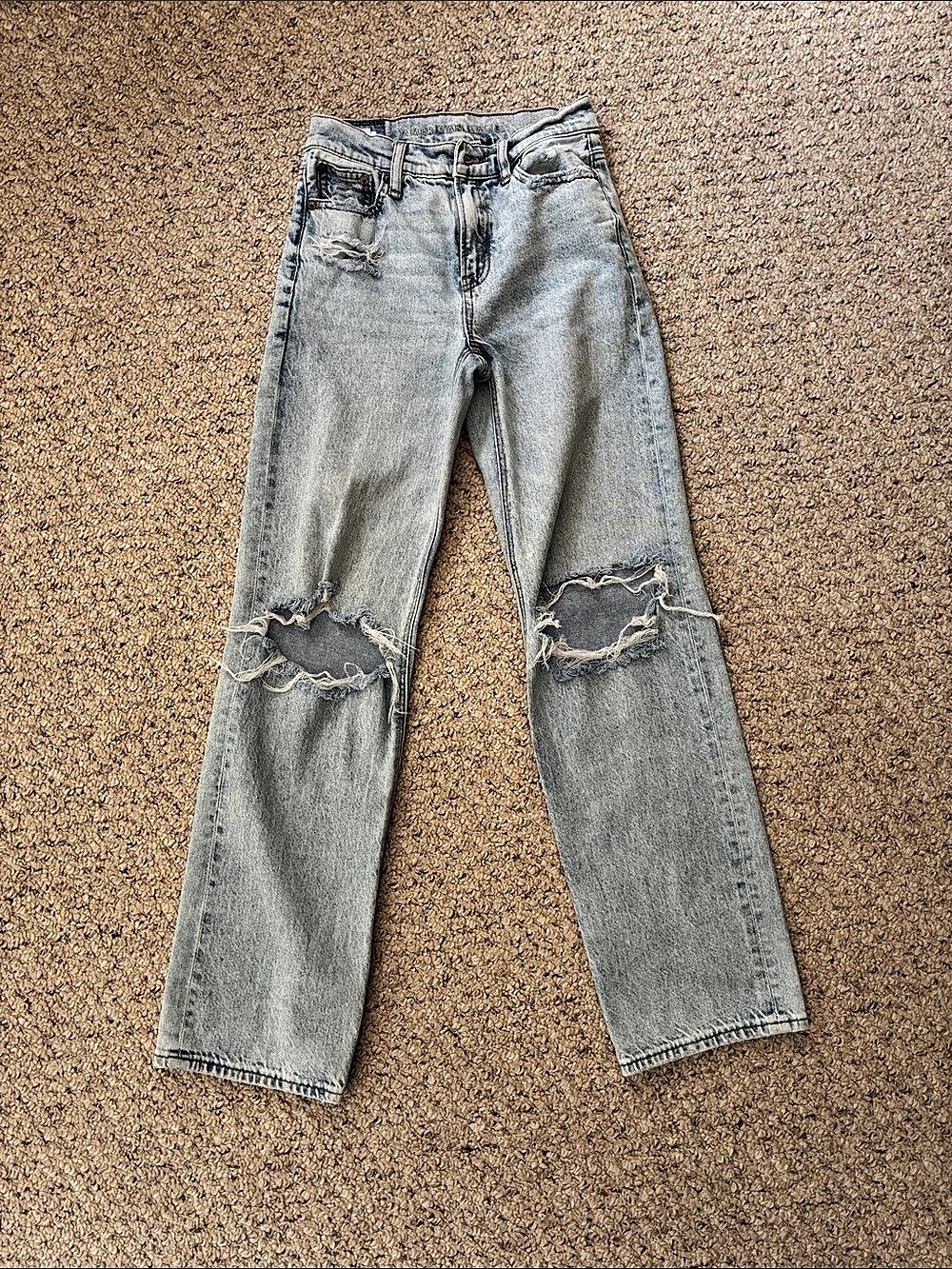 American Eagle AE Strigid Ripped Highest Waist Baggy Straight Jean Jeans